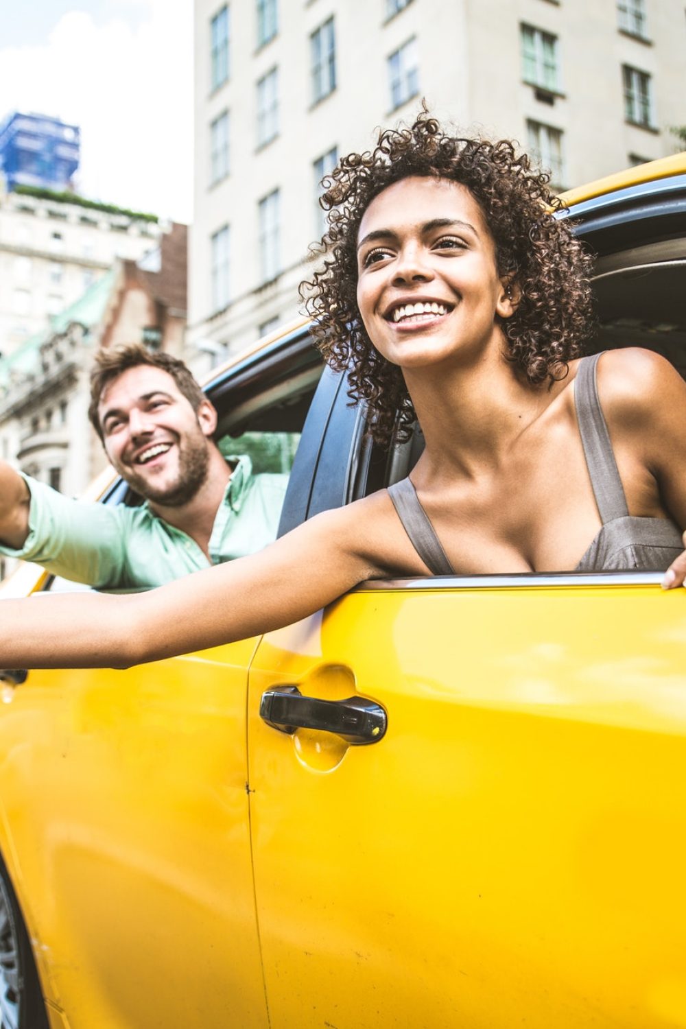 couple-on-a-taxi-in-manhattan.jpg